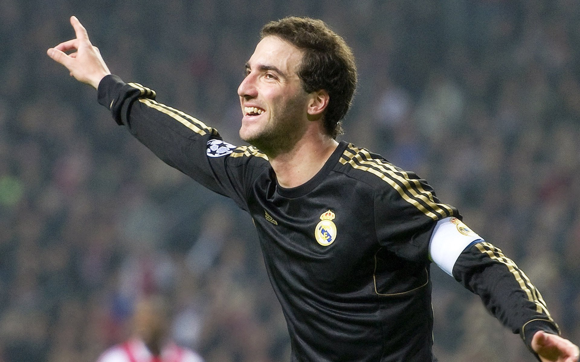 AYX SPORTS-五大联赛门将扑救成功率前十名排行，门将扑救技巧教学